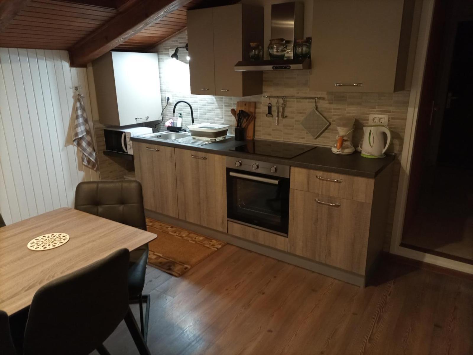 House Apartmán *
